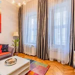 Apartamento Opera Loft Budapeste