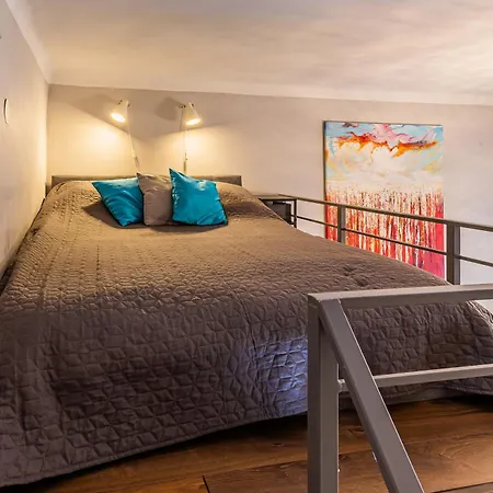 Opera Loft